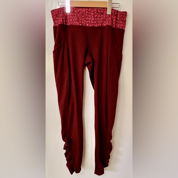 Lululemon!$15| Speed Tight IV in Bordeaux Drams & Mountain Peak Luxtreme Sz 8 - Picture 6 of 6